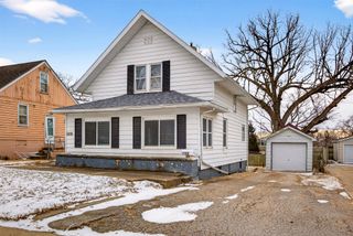 3206 Iola Avenue, Des Moines, IA 50312