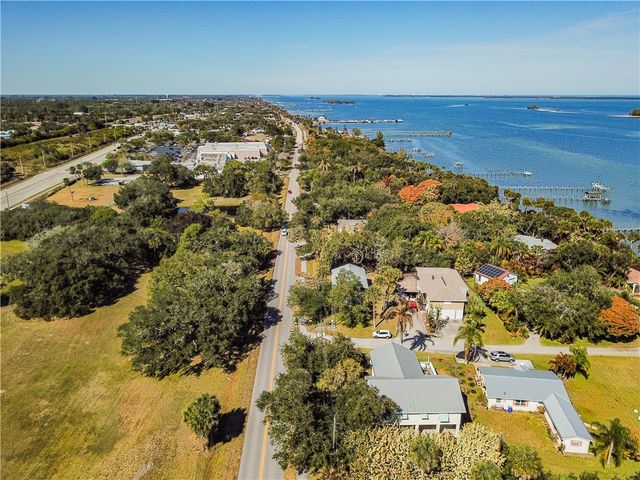 6595 114th Lane, Sebastian, FL 32958