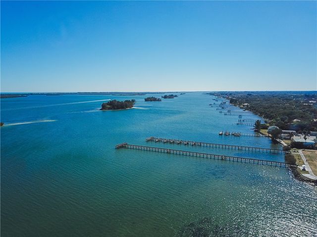 6595 114th Lane, Sebastian, FL 32958