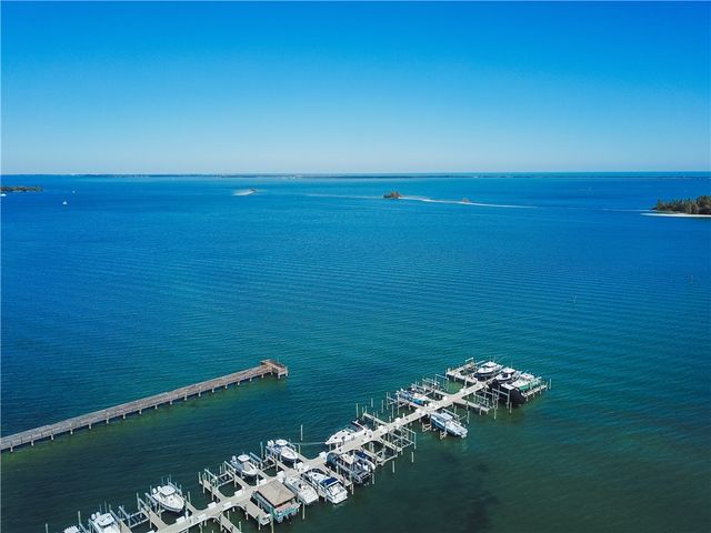 6595 114th Lane, Sebastian, FL 32958