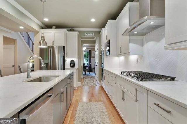 4383 Capstone Court NE, Roswell, GA 30075