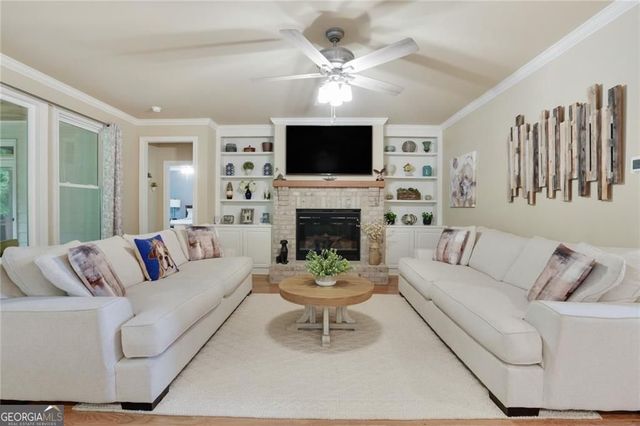 4383 Capstone Court NE, Roswell, GA 30075