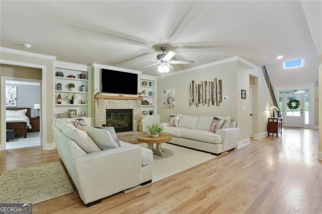 4383 Capstone Court NE, Roswell, GA 30075