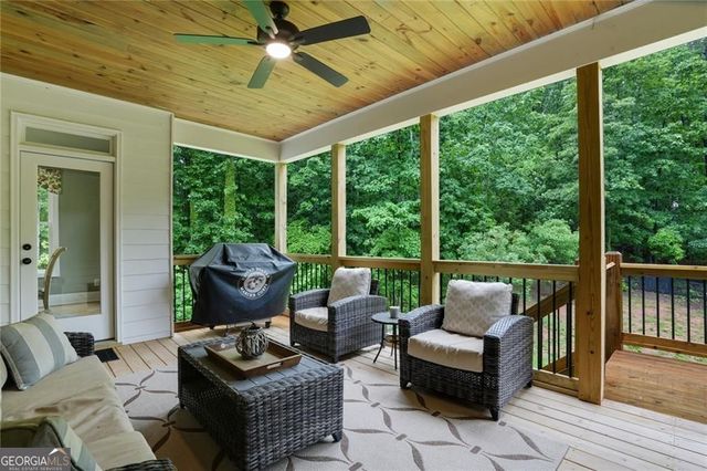 4383 Capstone Court NE, Roswell, GA 30075