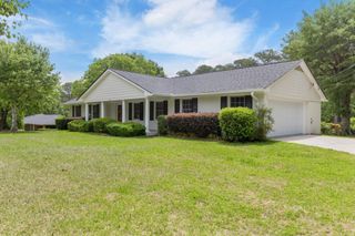 256 Teresa Lane, Loganville, GA 30052