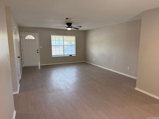 795 ALBERT ST, New Braunfels, TX 78130