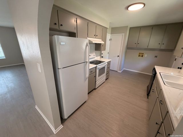 795 ALBERT ST, New Braunfels, TX 78130