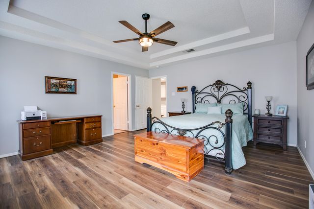 5221 Oak Grove Boulevard, San Angelo, TX 76904