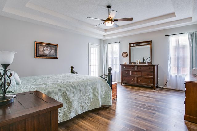 5221 Oak Grove Boulevard, San Angelo, TX 76904