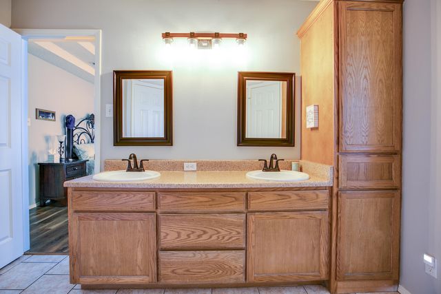 5221 Oak Grove Boulevard, San Angelo, TX 76904