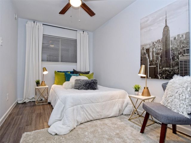 1840 Burton DR 109, Austin, TX 78741