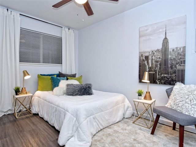 1840 Burton DR 109, Austin, TX 78741