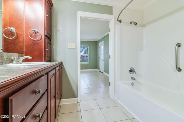 1706 Short Weeks Street, New Iberia, LA 70560