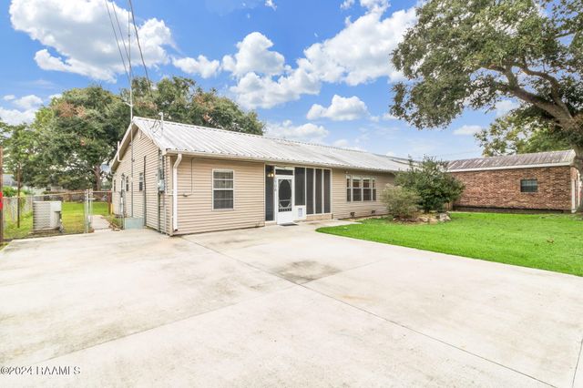 1706 Short Weeks Street, New Iberia, LA 70560