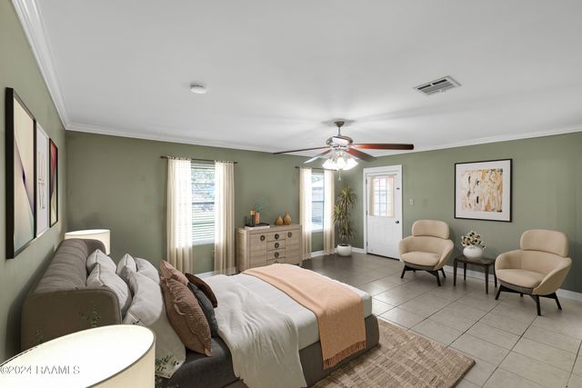 1706 Short Weeks Street, New Iberia, LA 70560