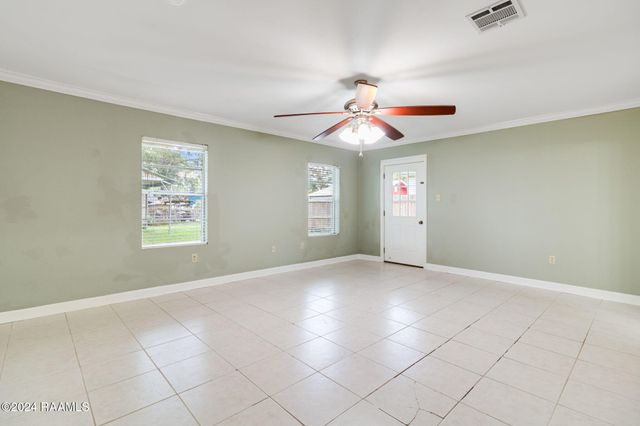 1706 Short Weeks Street, New Iberia, LA 70560