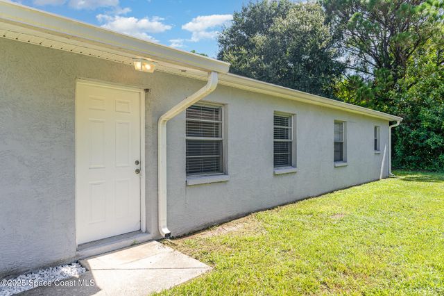 317 Sun Dial Court, Cocoa, FL 32926