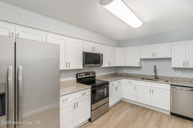 317 Sun Dial Court, Cocoa, FL 32926