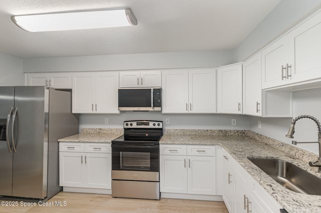 317 Sun Dial Court, Cocoa, FL 32926