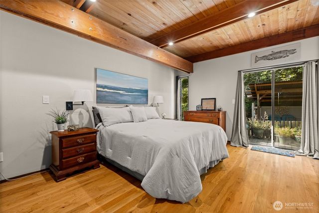 1130 Queets Drive, Fox Island, WA 98333