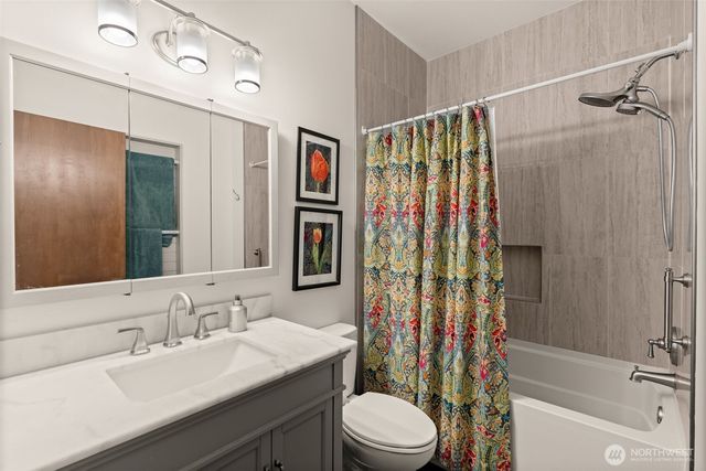 1130 Queets Drive, Fox Island, WA 98333