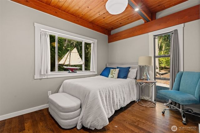 1130 Queets Drive, Fox Island, WA 98333