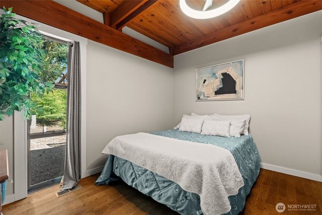 1130 Queets Drive, Fox Island, WA 98333