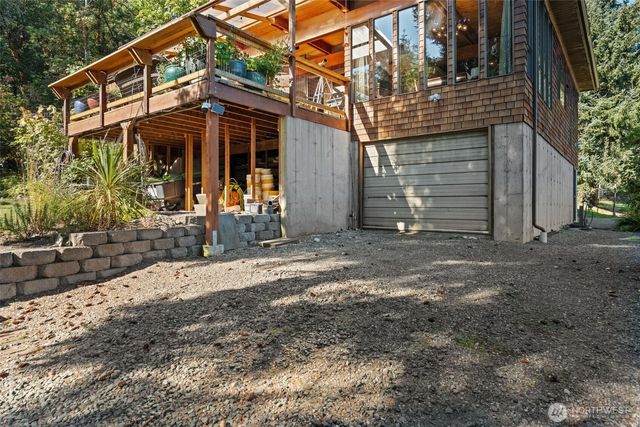 1130 Queets Drive, Fox Island, WA 98333