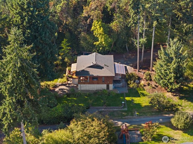 1130 Queets Drive, Fox Island, WA 98333