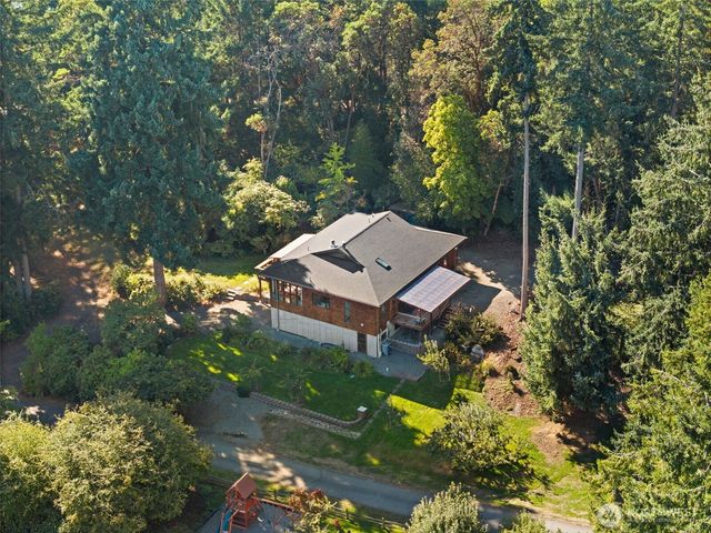 1130 Queets Drive, Fox Island, WA 98333