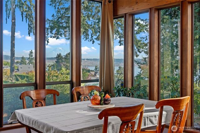 1130 Queets Drive, Fox Island, WA 98333