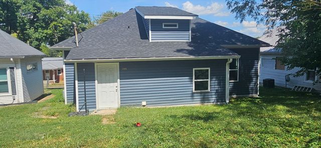 226 E Office Street, Harrodsburg, KY 40330