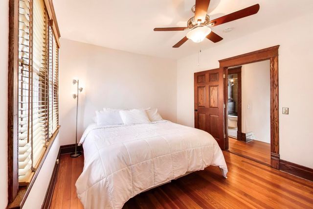 520 S Wheaton Avenue, Wheaton, IL 60187