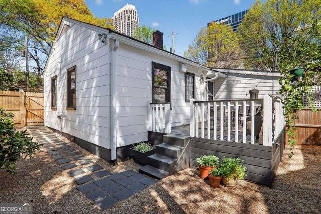 1267 Lyle Place NW, Atlanta, GA 30318