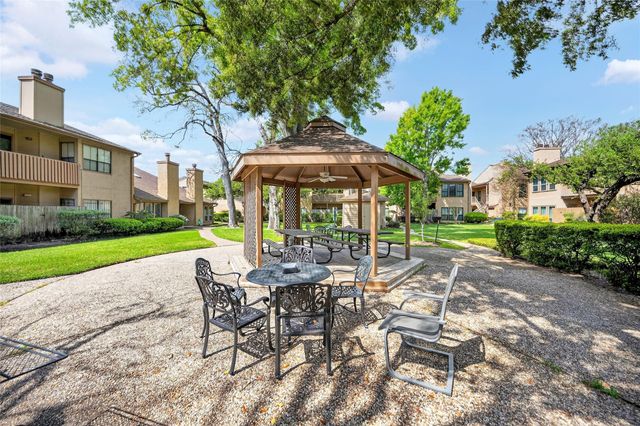 5000 Milwee Street 61, Houston, TX 77092