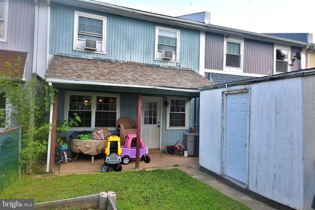 208 HYACINTH CT, Quakertown, PA 18951
