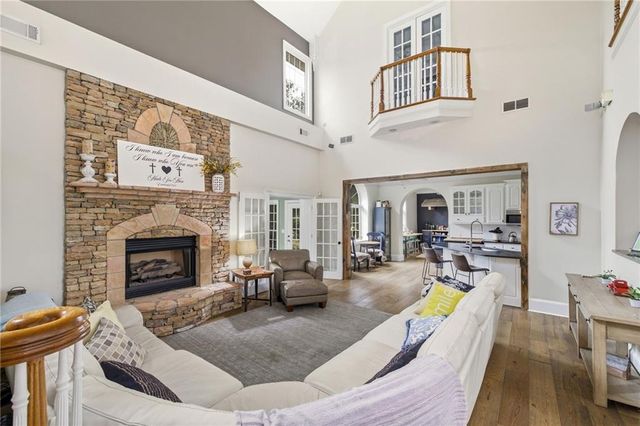 4337 Mountain View Road, Oakwood, GA 30566