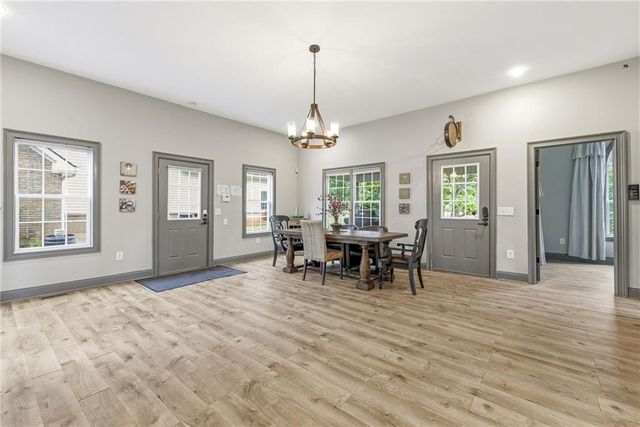 4337 Mountain View Road, Oakwood, GA 30566