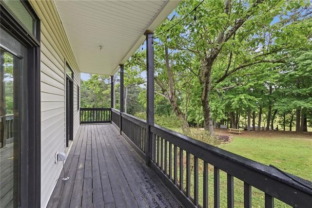 4337 Mountain View Road, Oakwood, GA 30566