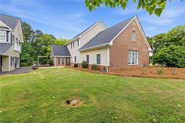 4337 Mountain View Road, Oakwood, GA 30566