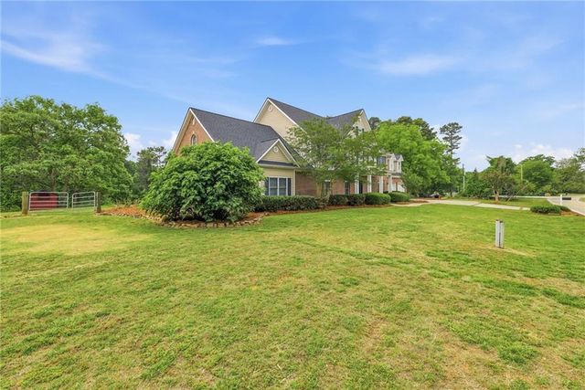 4337 Mountain View Road, Oakwood, GA 30566