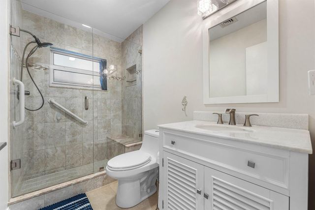 362 Yorktowne Circle, Atlantis, FL 33462