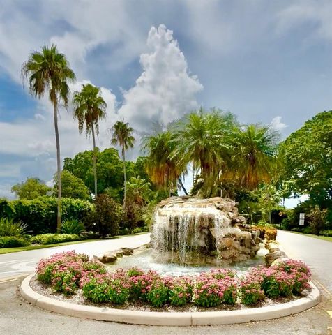 362 Yorktowne Circle, Atlantis, FL 33462