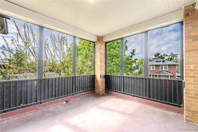 605 W Hudson Avenue, Royal Oak, MI 48067