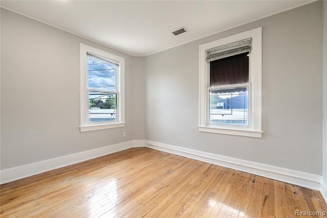 605 W Hudson Avenue, Royal Oak, MI 48067
