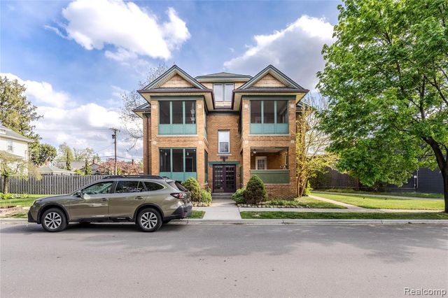 605 W Hudson Avenue, Royal Oak, MI 48067