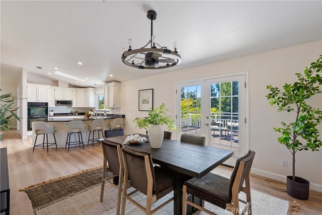 164 Helgren Court, Templeton, CA 93465