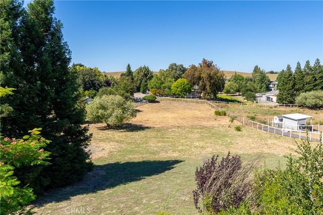 164 Helgren Court, Templeton, CA 93465