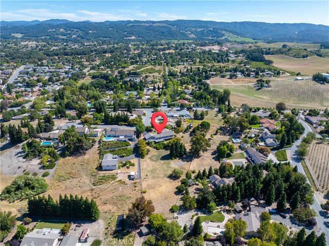 164 Helgren Court, Templeton, CA 93465