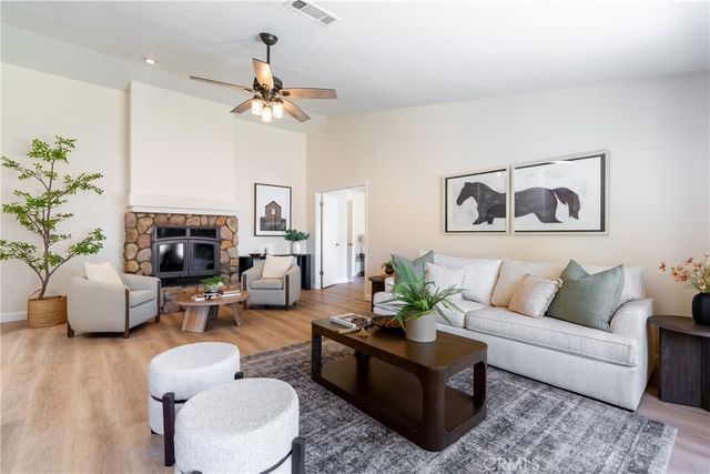 164 Helgren Court, Templeton, CA 93465